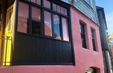 The View, Kingsand, luxurious seafront penthouse apartment with sun trap balcony and incredible sea views - Photo 12