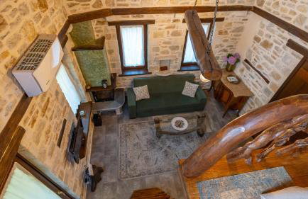 Μountain Whispers - Foto 21