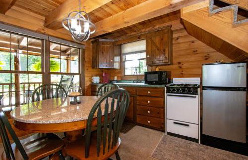 Honey Bear Cabin - Photo 13