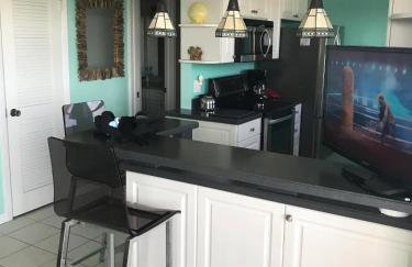 Beach Front San Marco 2 bedroom condo Venice Florida - Photo 6