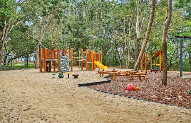 Mediterranean Apartments - Unit 4 - Photo 8