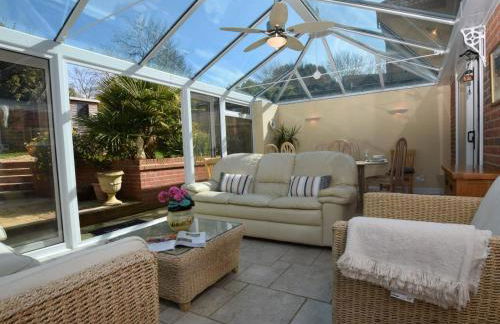 4 Bed in Seaview oc-74829 - Photo 7