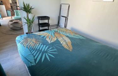 Charmante maison à 2 pas de la mer avec son jardin pour 2 adultes et 2 enfants - Photo 13