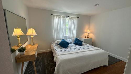 The Little Retreat, Solo, Couples & Small Families - Photo 2