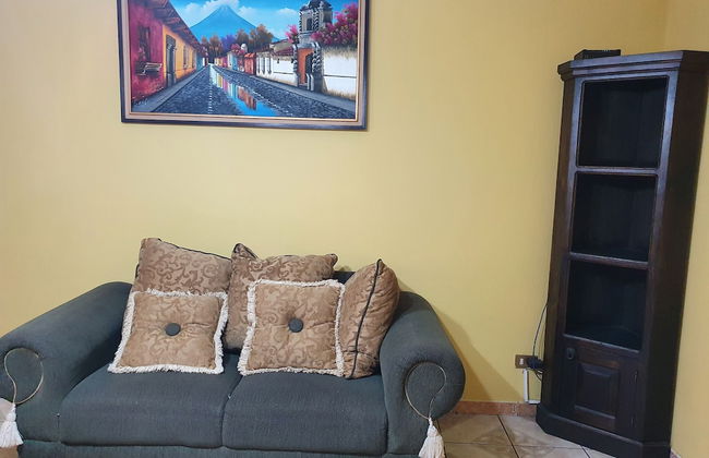 Casa hermosa a 20 minutos del aeropuerto - Photo 15