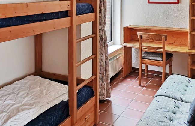 2 bedroom House in Brouwershaven with garden and terrace - Photo 9