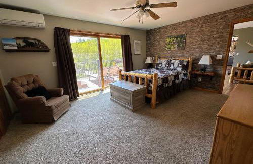 1800ML - As Seen on TV 1 mile from skiing great views hot tub fire pit beach Pool gym passes - Foto 17