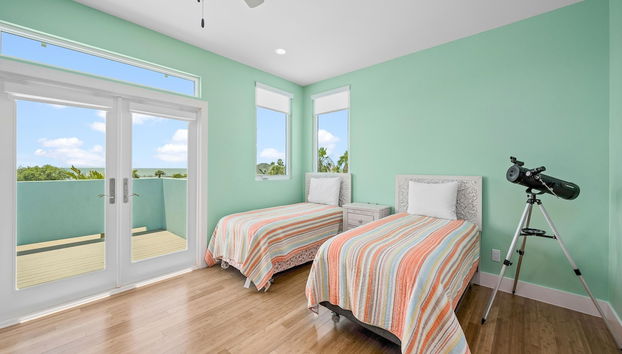 The Hangry Pelican - Photo 5, Room