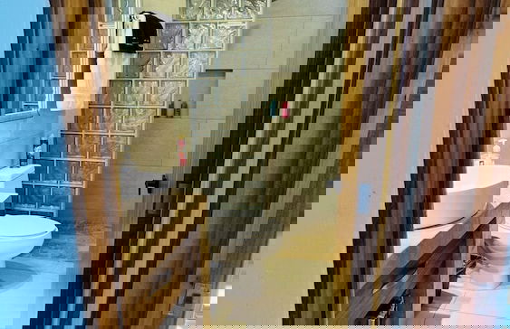 Renovated 1 Bdrm Guest House -walk to Everything -bikes -gym - Pickleball Court - Foto 17