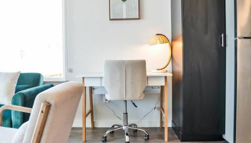 Waterfront Views Prime Downtown Apartment - Foto 5