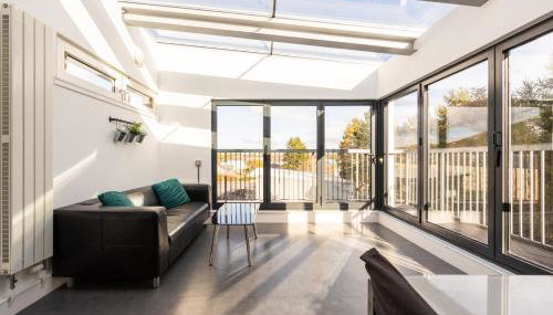 GuestReady - Modern home near Craigmillar area - Foto 4