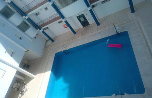 Lagoon and Sea - Downtown beachside apartment - Foto 1