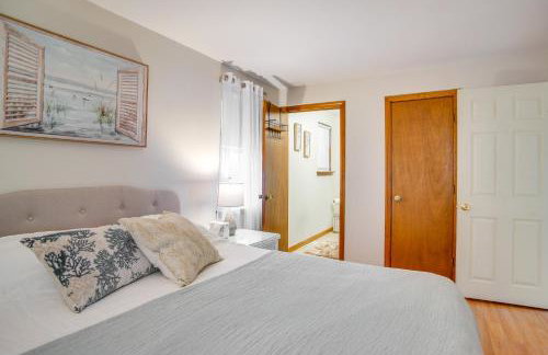 Golf and Unwind Family Home 2 Mi to Covells Beach! - Foto 15