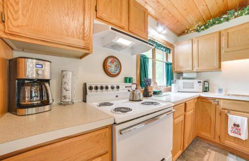 Michigan Retreat on 10 Acres Hike, Fish and Explore - Foto 11