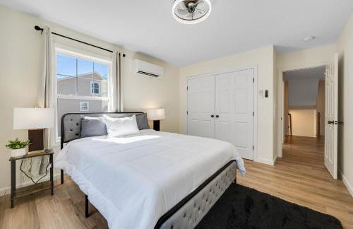 Spacious House in Prime Location - Photo 41