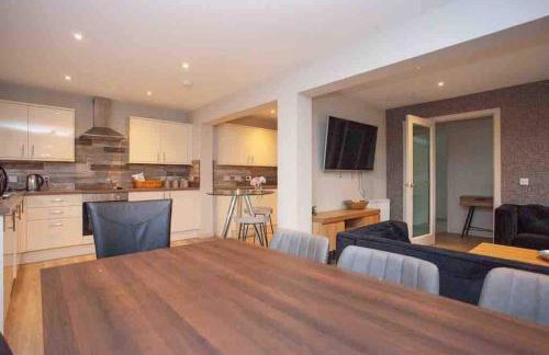 Luxury lodge with hot tub - Foto 7