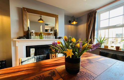 Adorable quirky country cottage - Foto 10