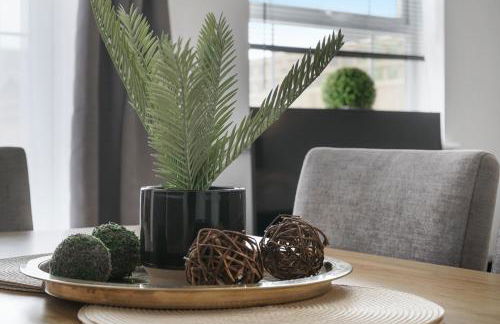 Aylesbury 3BR Home, Sleeps 5, Trendy for couples & Contractors Homely Stay - Foto 7