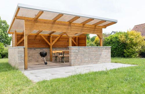 Köstlbach Apart I Ferienwohnung bis 3 & 6 Personen I Nürnberg I Neumarkt I Messe I Natur I Küche I Parken I Waschmaschine I Garten - Foto 33