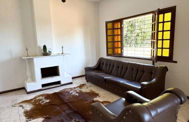 Charming Colonial Countryside Home with Wifi - Foto 38