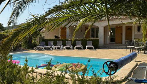 Stylish Villa with Terrace - Foto 4