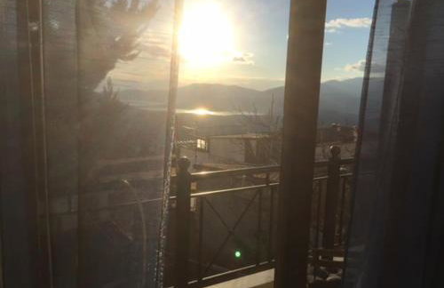 Stone House Overlooking the DELPHIC LANDSCAPE - SEA - Foto 10