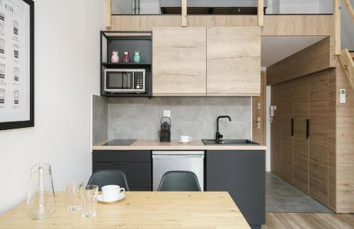 Sleep & Fly & Stay I Comfort Apartament - Foto 12