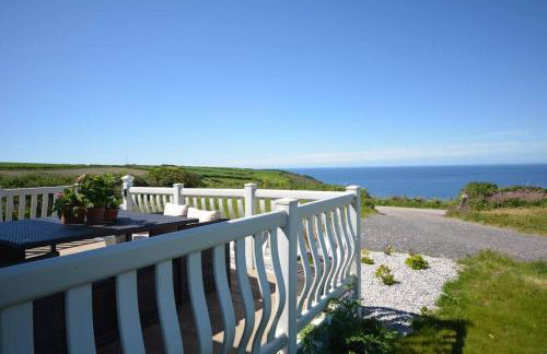 Bay View - fantastic views of Whitsand Bay - Photo 5