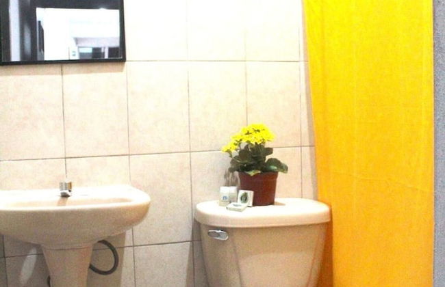 Room in Guest Room - Double Room for a Couple - Foto 9