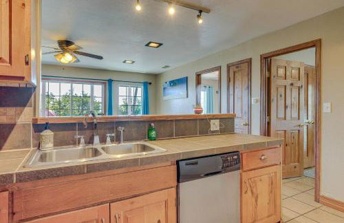 Family-Friendly Fischer Home with Private Hot Tub! - Foto 27