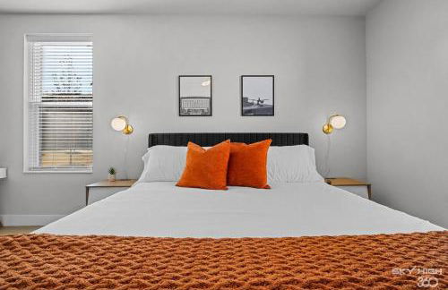 Cozy Luxury Apt, Gym, King Bds, Comfy Sectional - Foto 16