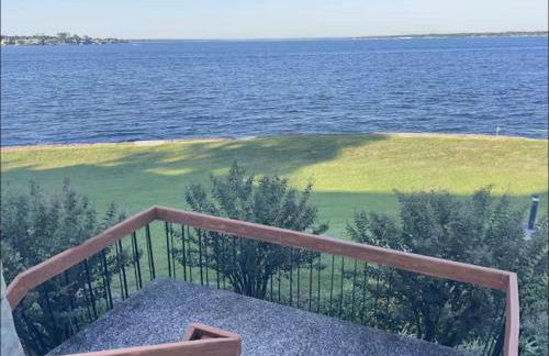 Luxury Lakefront Escape on Lake Conroe - Photo 33