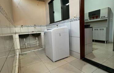 Casa tem 2 quartos com ar condicionado, garagem, aumenta geralmente é mais 50 por cento o valor - Foto 15