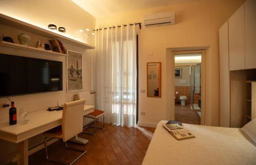 Indipendent Studio Apartment with Terrace - Parking - Foto 6