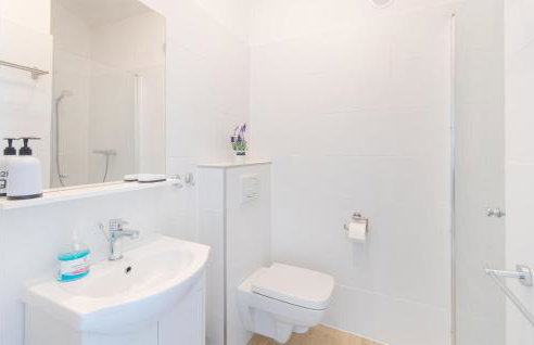 2 Bedroom Stunning Home In Jaroslawiec - Foto 11