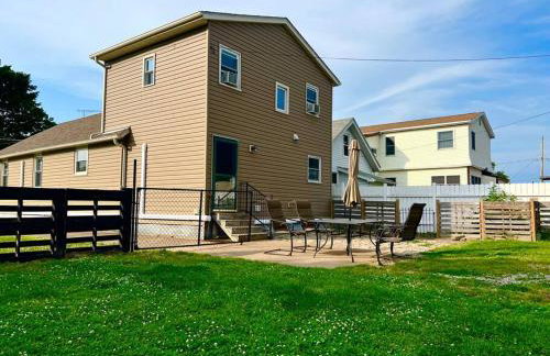 Cottage near Cedar Point and downtown Sandusky - Photo 29