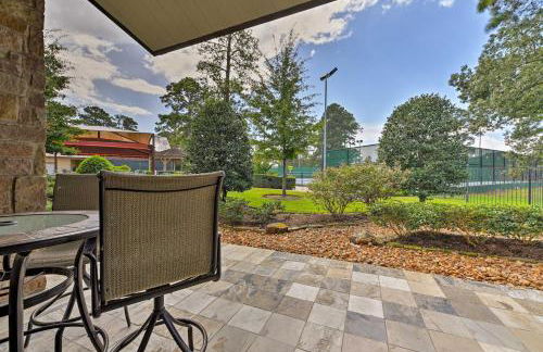 Idyllic Montgomery Condo with Pool and Lake View! - Foto 27
