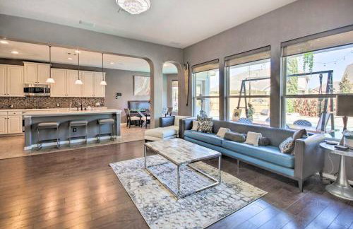 Serene 4BR Lux Home w Heated Spa Pool Massage Chair - Foto 13