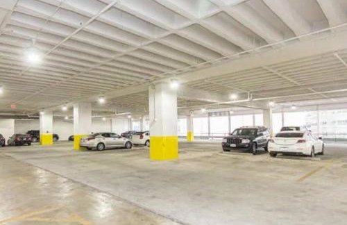 Luxury Apt W/Parking CityView|Pool| Gym|PoolTable - Foto 41