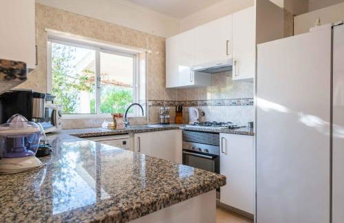 Villa Oasis, Piscina, Jacuzzi, Ténis e Praias! - Foto 15