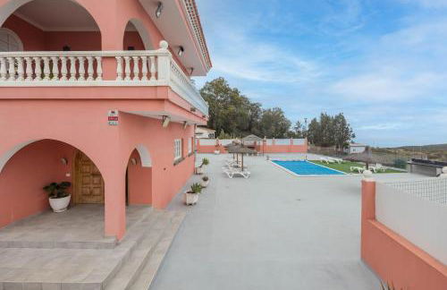 4BR Chalet El Romero-Private Pool, Barbecue & Chill - Foto 11