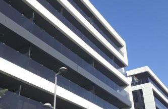 Rooftop pool near the beach and Barcelona - Photo 46