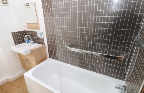 Rafters Cottage - Photo 18