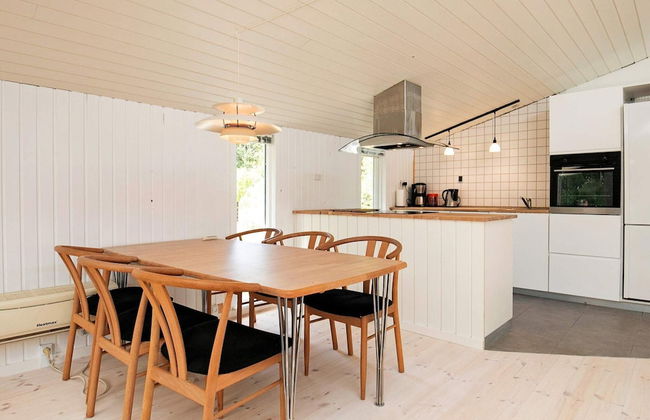 8 Person Holiday Home in Hals - Photo 14