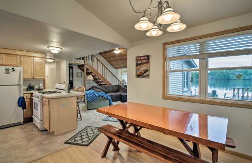 Lakefront Home with Seasonal Dock - 2 Mi to Skiing! - Foto 10