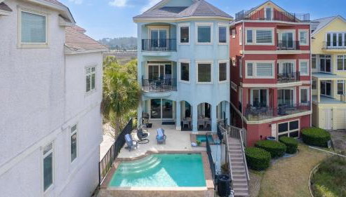 Steps to Beach, Infinity Pool + Hot Tub, Game Room Coastal Marsh by Avantstay - Foto 3, Other