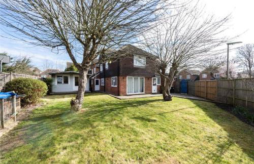 Willow Place - Photo 1