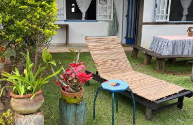 Refúgio Aconchegante no Peró Jardim Privativo Wi-Fi Ideal Casais Famílias e Home Office - Foto 1