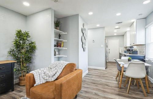 Stylish Retreat in Central Austin with Fire Pit - Foto 20