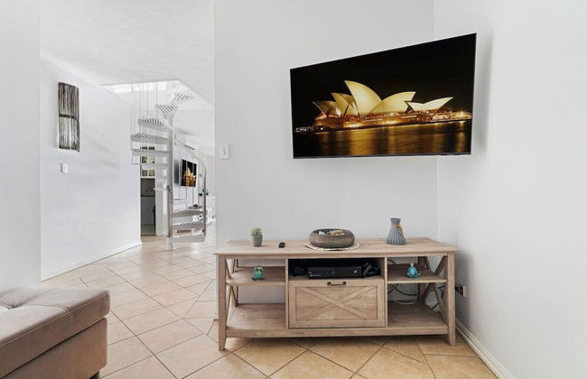 Harbour Haven Penthouse Marina View Balcony BBQ - Photo 6